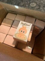 Labubu Authentic Toys (300 pieces/ pallet) - Image 2