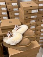 UGG MIXED SHOES & SLIPPERS PALLETS (200 pairs) - Image 28