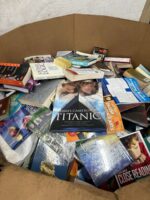 Mixed Books Pallets (900-1000 books / pallet) - Image 4