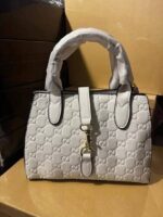 Branded Ladies Hand bags 200 pieces per pallet - Image 7