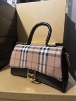 Branded Ladies Hand bags 200 pieces per pallet - Image 16