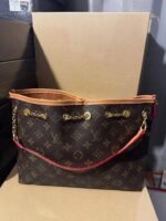 Branded Ladies Hand bags 200 pieces per pallet - Image 23