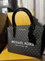 Branded Ladies Hand bags 200 pieces per pallet - Image 28