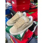 Reebok and Puma Mixed stock lot sneakers 100 pairs. - Image 12