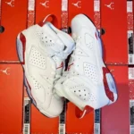 Wholesale Mixed Jordan Sneakers Pallets | Sneaker Liquidation - Image 27