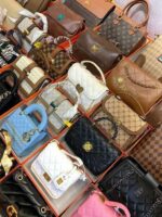Wholesale Designer Handbags Pallet: A Smart Opportunity