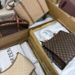 Women’s Handbag Liquidation Pallets: Wholesale Inventory for Resellers