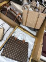 Women’s Handbag Liquidation Pallets: Wholesale Inventory - Image 12