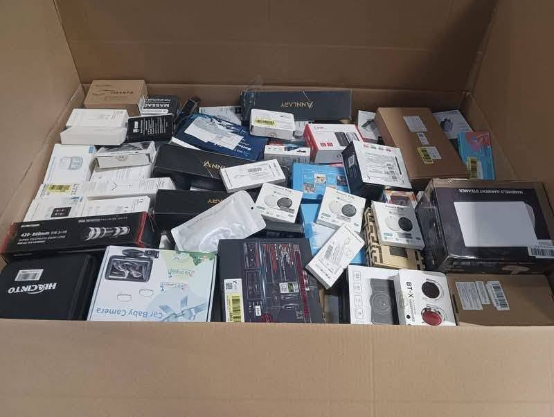 Wholesale Mixed Electronics Pallets Liquidation Available