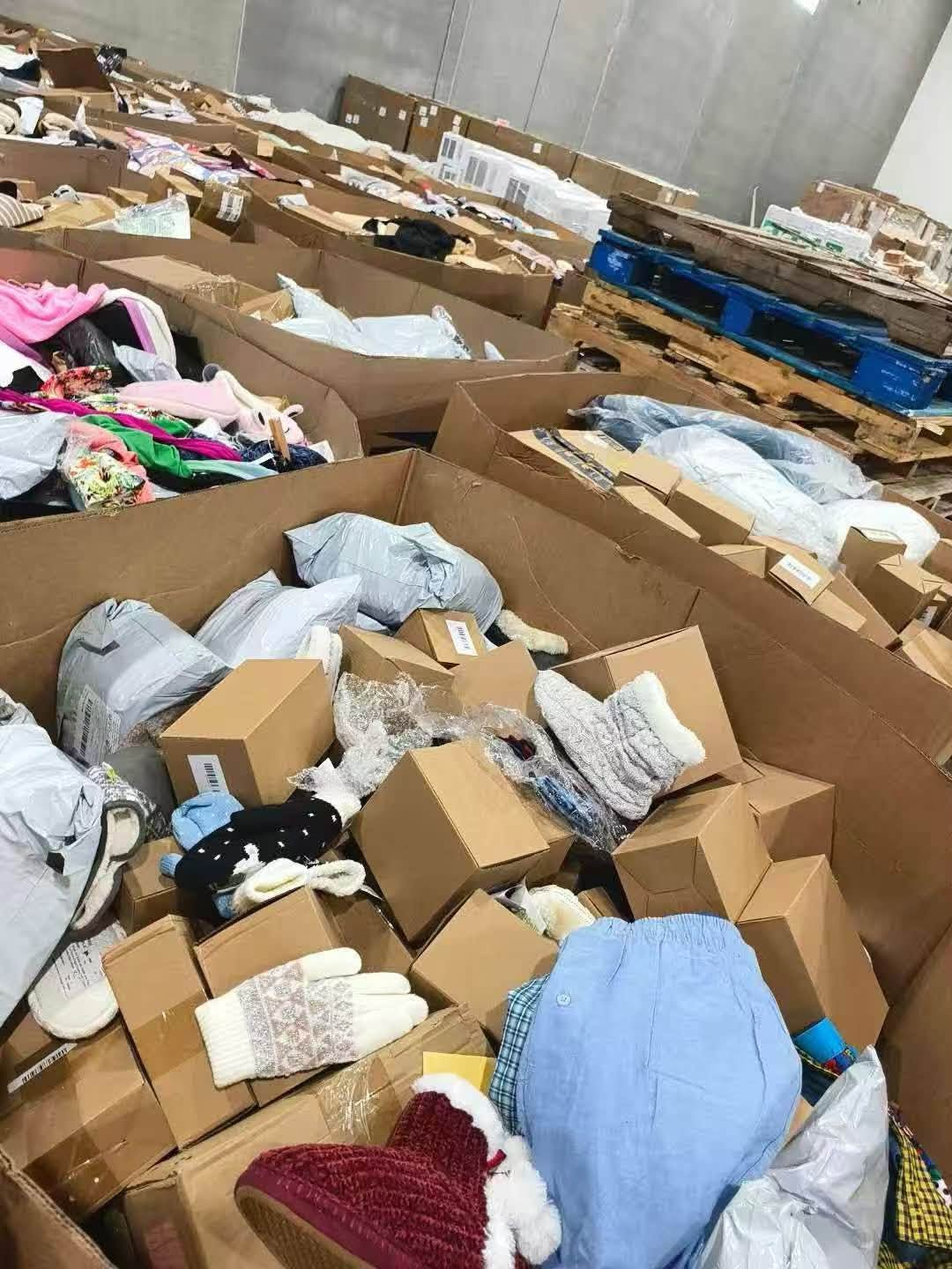 780097114_3800675560074227_4774911152939434339_n Clothing Shoes Electronics Pallets: Wholesale Inventory for Resellers
