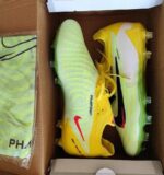 Wholesale Soccer Cleats Pallet: Affordable Inventory for Resellers - Image 3
