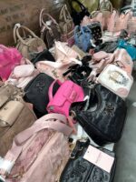 Wholesale Women Bags Pallets: A Profitable Opportunity - Image 7
