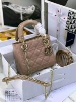 Women Designer Bags Pallets: Wholesale Luxury Inventory