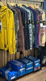 Wholesale Stone Island Pallets: Premium Clothing Inventory
