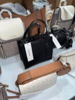Calvin Klein Women Handbag Pallets: Wholesale Inventory - Image 8