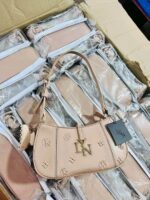 PEDRO Women's Handbags Pallets: Wholesale Inventory - Image 5