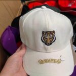 Mixed Hats in Bulk: 500+ Pieces per Pallet for Wholesale Buyers - Image 4