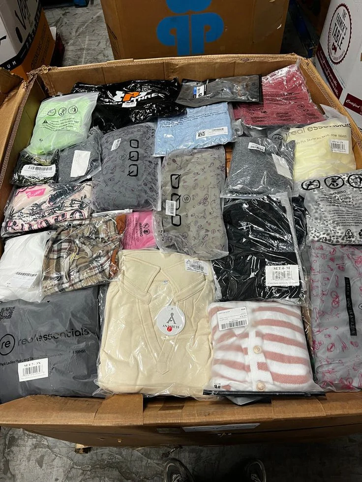 Madewell Clothing Liquidation Pallets: Wholesale Fashion