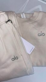 Wholesale Alo Clothing Pallet: Premium Apparel for Resellers - Image 5