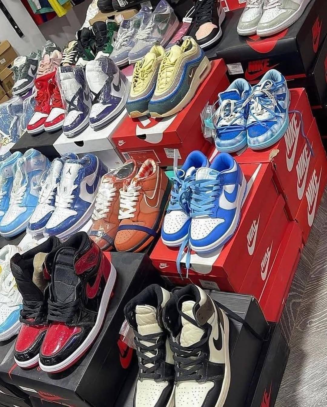 831331474_122122799397417501_6904050544875738402_n Adult Mixed Shoes Pallets – 200 Pairs for £1,500
