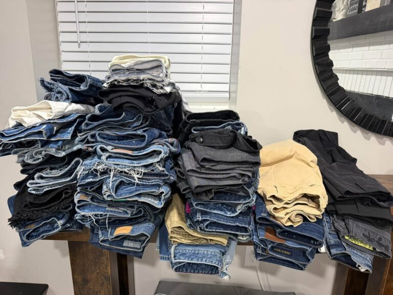 Womens American Eagle Jeans – 250 Pairs for Sale