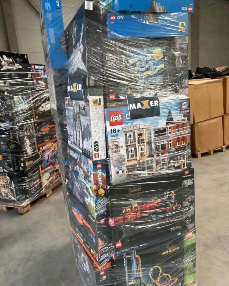 LEGO Pallet Deal – 100 LEGO Sets per Pallet at Only 300!